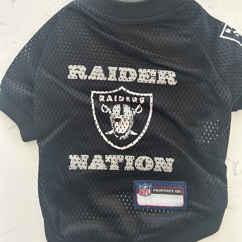 NFL Oakland Raiders Dog Jersey, Official Team Pet Wear, Size: Small- NWT